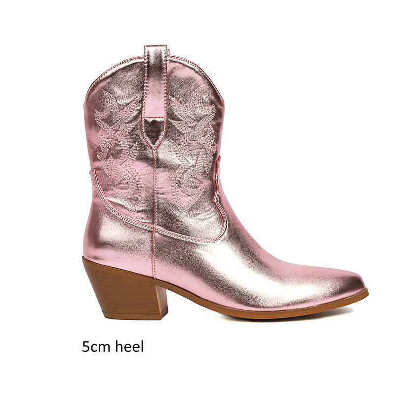 Pink metallic boot annotated with 5 cm heel height, short shaft.
