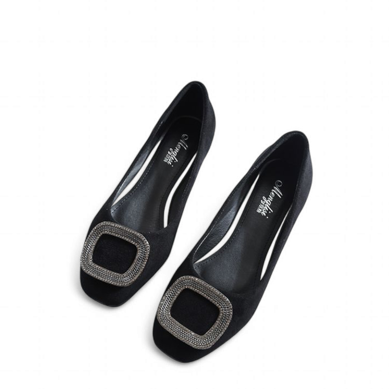 Tri-angle shot of black flats showing depth from toe to heel.