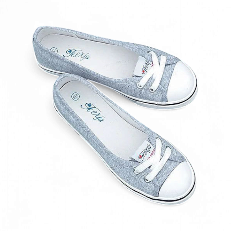 Heather-grey pair in mélange canvas with thin black piping on the sole.